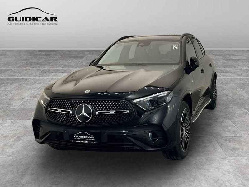 Nuova Mercedes GLC300 Advanced 197 CV (144 kW) 2025 Nero SUV