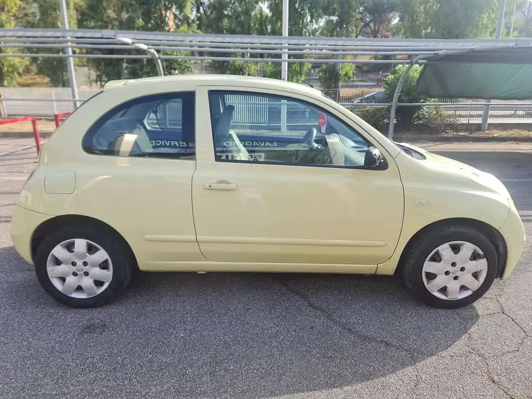 Usata Nissan Micra Acenta 86 CV (63 kW) 2006 Berlina