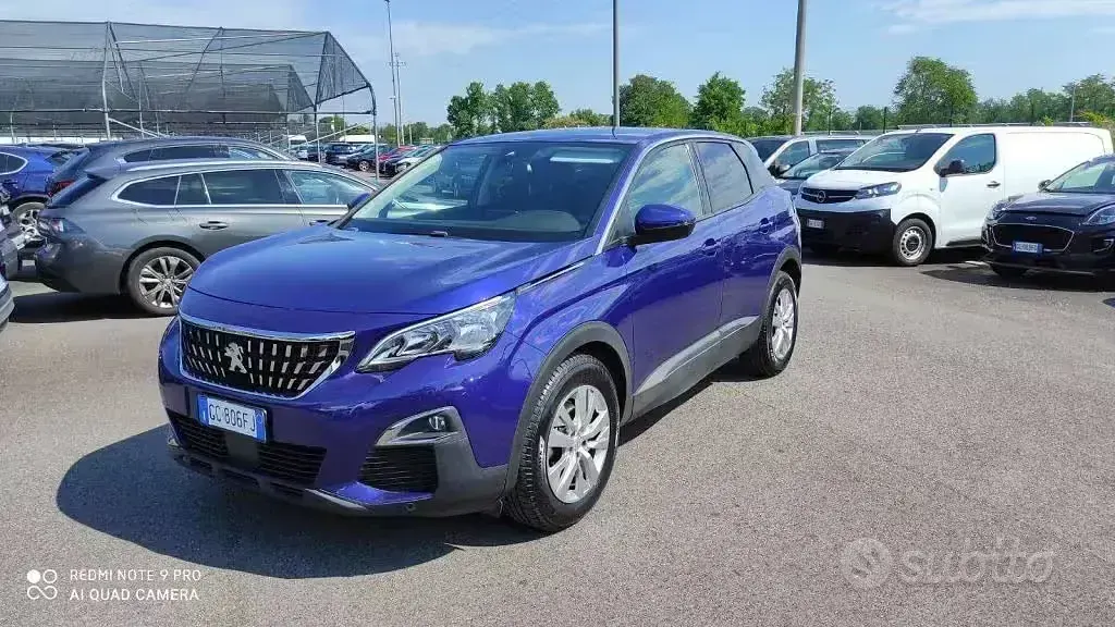 Usata Peugeot 3008 Business-Line 131 CV (96 kW) 2020 Blu/azzurro SUV