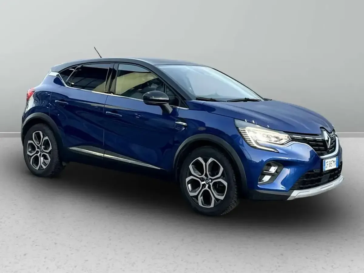 Usata Renault Captur Intens 143 CV (105 kW) 2021 Blu SUV
