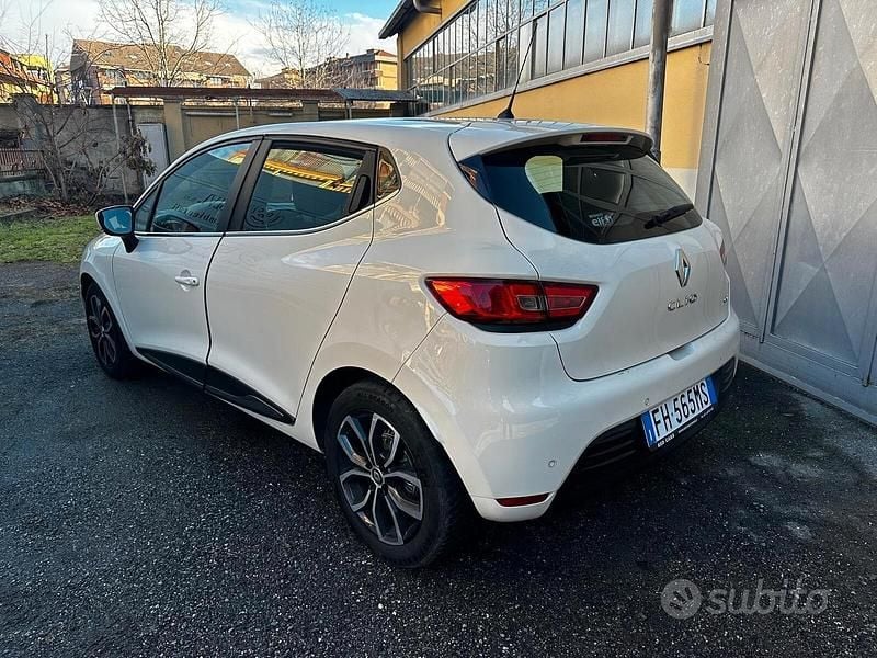 Usata Renault Clio IV Intens 90 CV (66 kW) 2017 Bianco Berlina