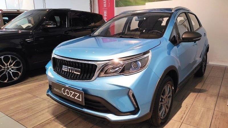 Nuova EMC QUATTRO 103 CV (75 kW) 2026 Blu/azzurro SUV