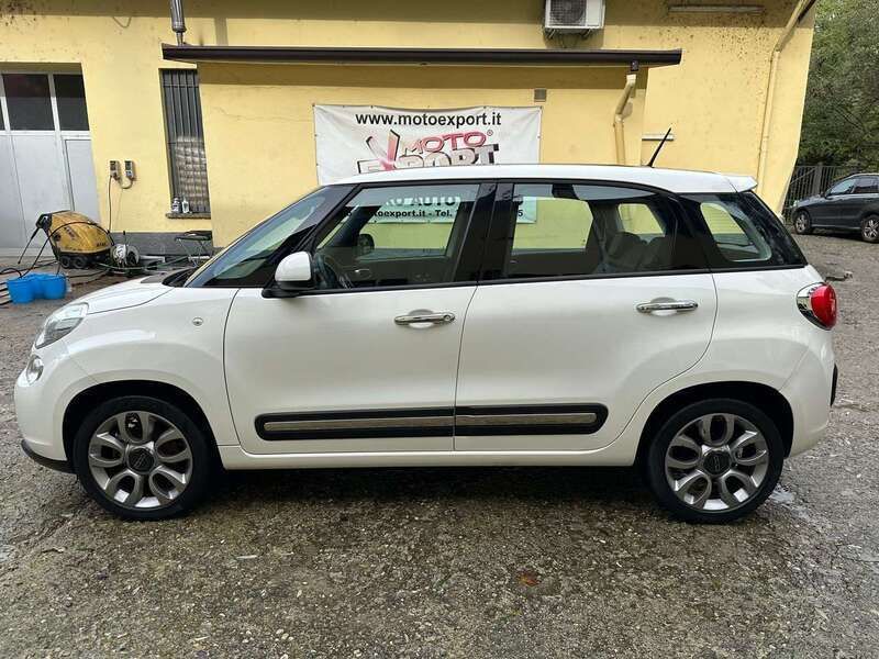 Usata Fiat 500L Lounge 85 CV (62 kW) 2014 Bianco Monovolume