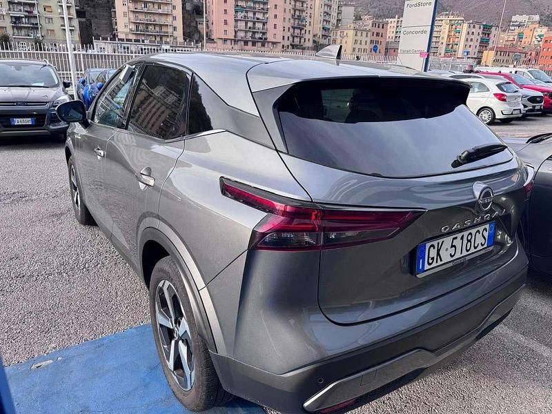 Usata Nissan Qashqai N-Connecta 140 CV (102 kW) 2022 Grigio SUV