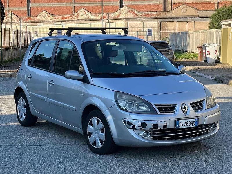 Usata Renault Scénic III 105 CV (77 kW) 2009 Monovolume