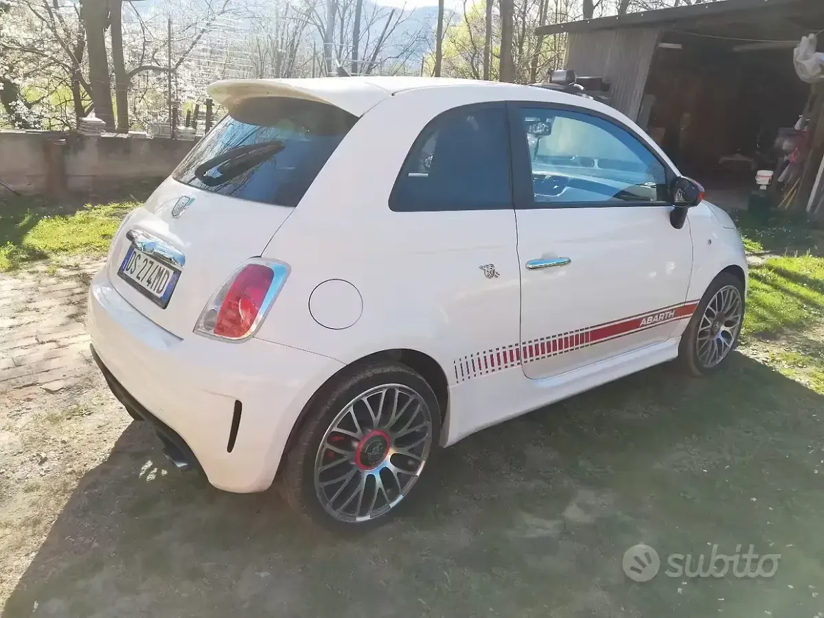 Usata Abarth 500 135 CV (99 kW) 2008 Utilitaria