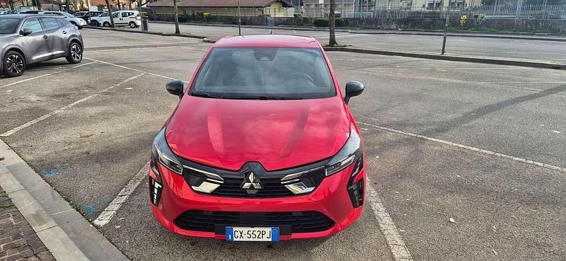 Usata Mitsubishi Colt Intense 91 CV (66 kW) 2024 Rosso Utilitaria