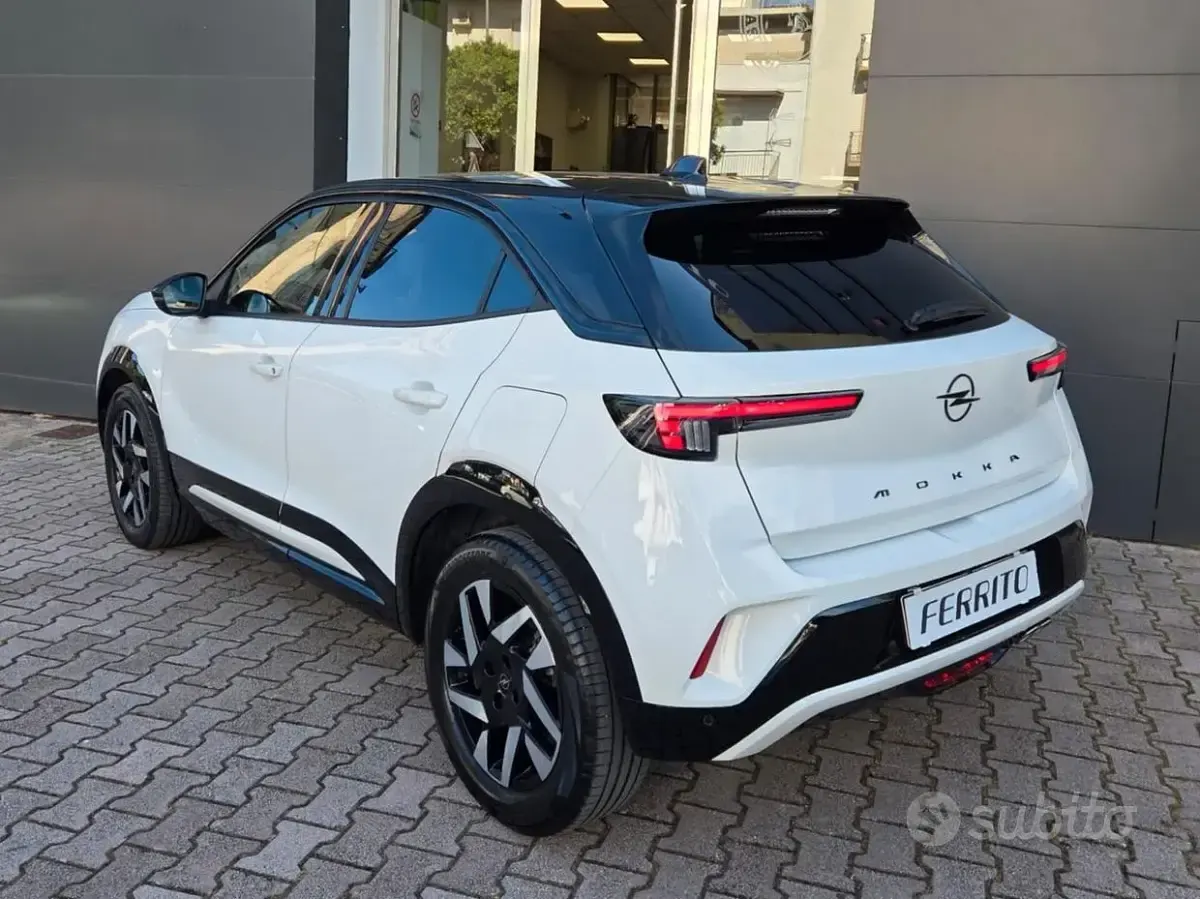 Usata Opel Mokka 136 CV (100 kW) 2025 Bianco SUV
