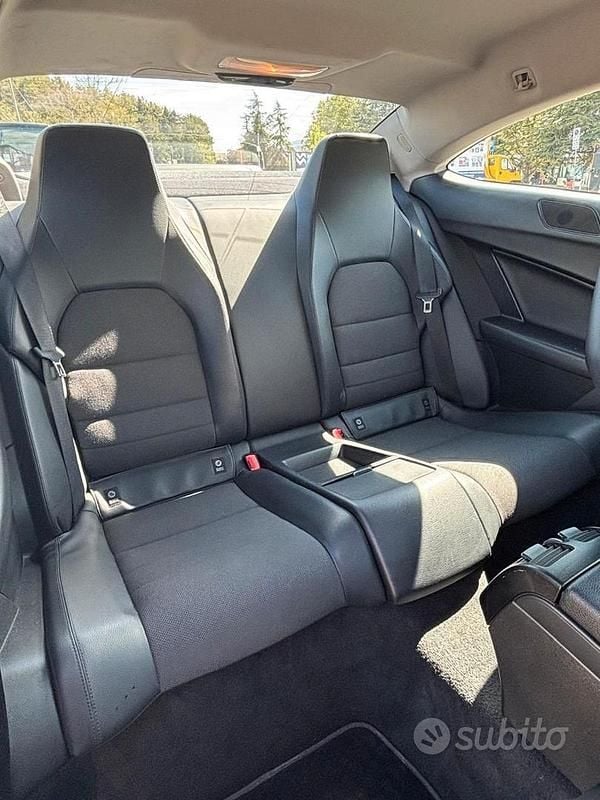 Second-hand Mercedes C220 Avantgarde 170 CP (125 kW) 2012 Negru Coupe