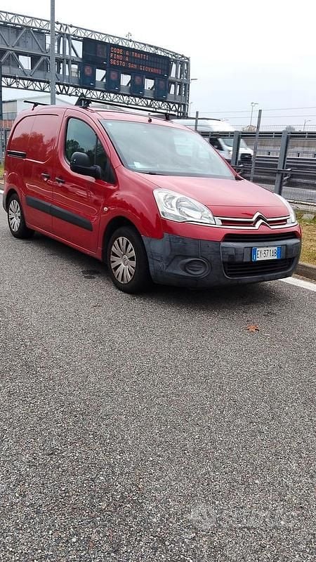 Occasion Citroën Berlingo 90 ch (66 kW) 2015 Rouge Monospace