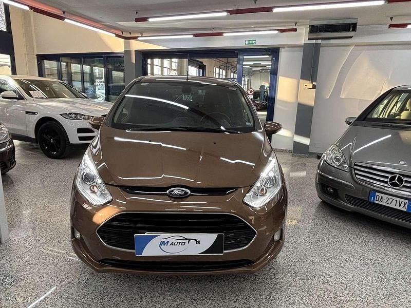Usata Ford B-MAX Titanium 75 CV (55 kW) 2014 Bronzo Monovolume