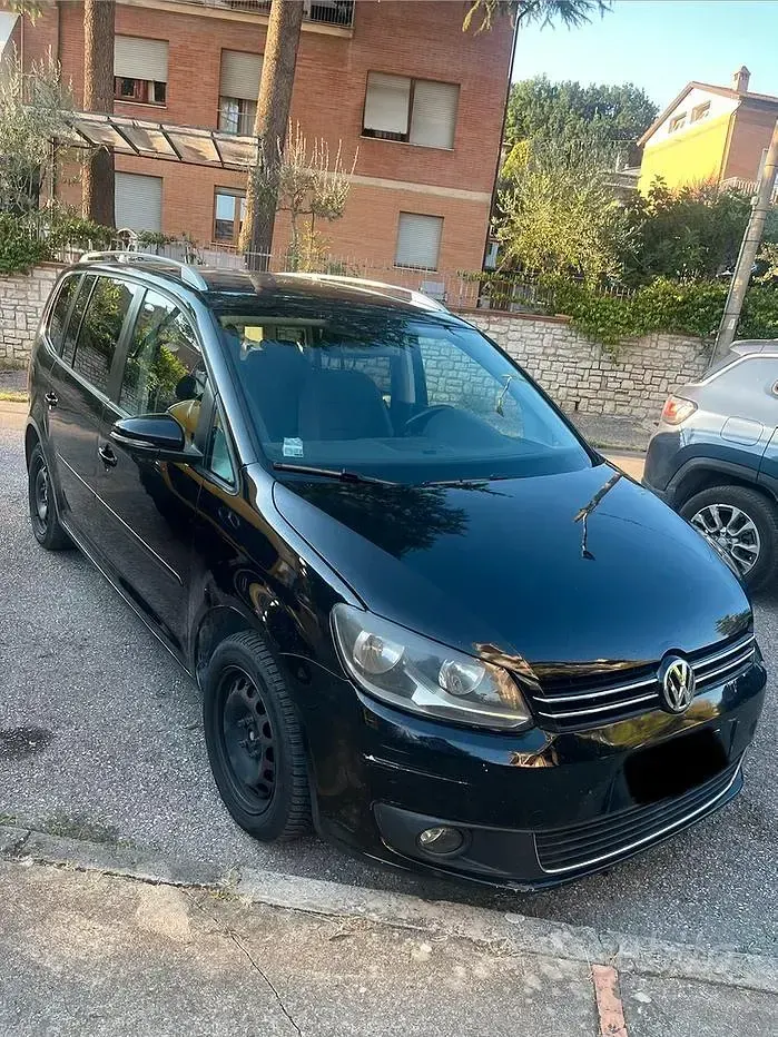 Usata VW Touran 150 CV (110 kW) 2012 Nero Monovolume