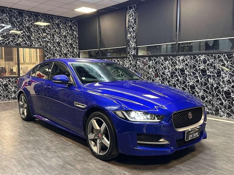 Blu Usata 2017 Jaguar XE R-Sport Tre volumi | 17.500 € (Super prezzo) - Immagine 1/4