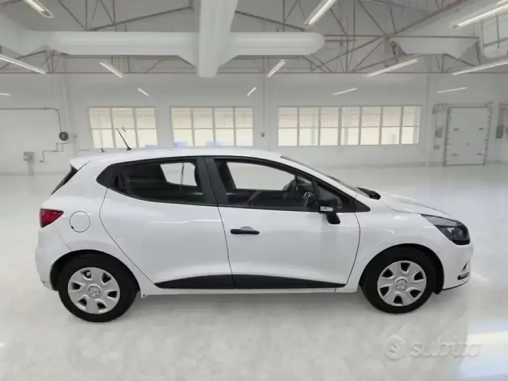 Usata Renault Clio IV 75 CV (55 kW) 2018 Bianco Furgone
