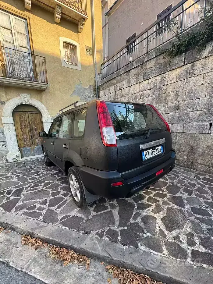 Usata Nissan X-Trail 2002 Grigio SUV