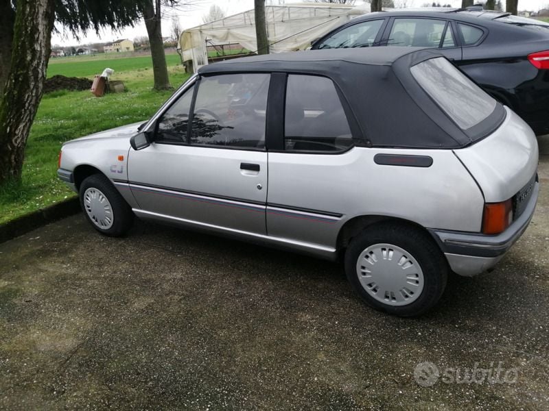Usata 1988 Peugeot 205 Cabrio | 3500 € - Immagine 1/4