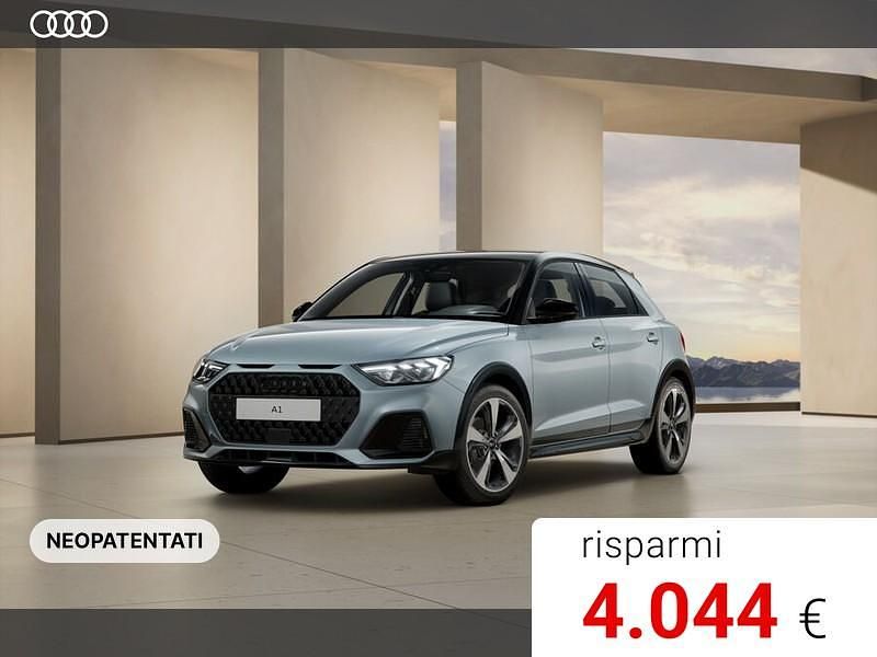Grigio chronos metallizzato nero mito me Nuova 2025 Audi A1 Comfort Due volumi | 31.900 € (Cara) - Immagine 1/4