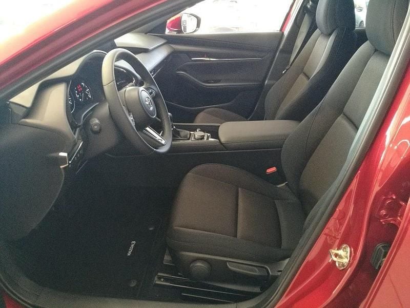 Nuova Mazda 3 Center-Line 141 CV (103 kW) 2026 Vari colori Berlina