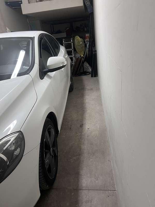 Usata Volvo V40 Momentum 120 CV (88 kW) 2016 Berlina