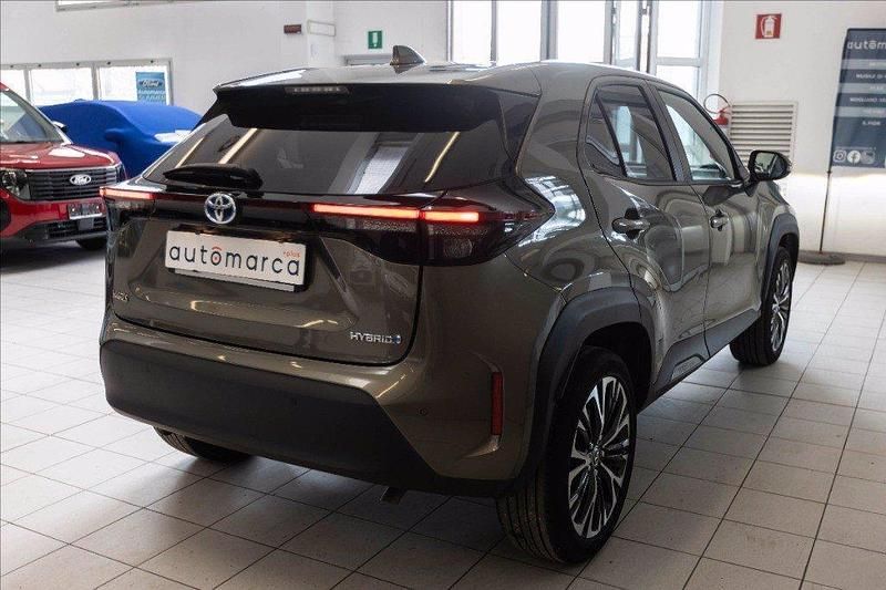 Usata Toyota Yaris Hybrid Lounge 116 CV (85 kW) 2022