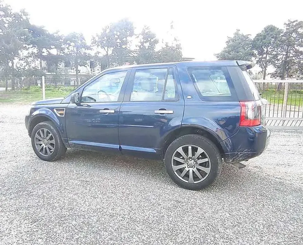 Usata Land Rover Freelander 2 HSE Luxury 160 CV (117 kW) 2007 Blu/azzurro SUV