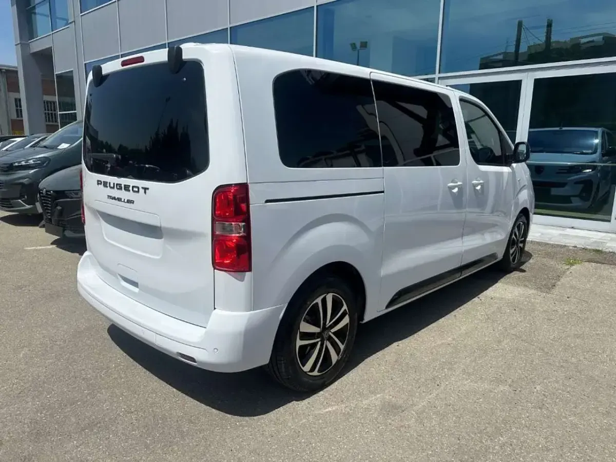 Nuova Peugeot Traveller Business-Line 177 CV (130 kW) 2026 Bianco Monovolume
