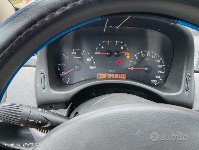 Usata Fiat Punto 2001 Blu Berlina