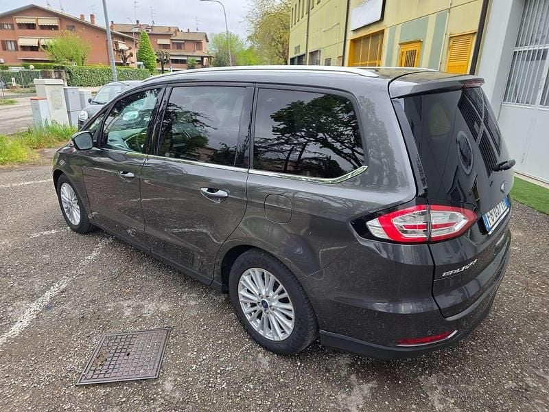 Usata Ford Galaxy Titanium 179 CV (131 kW) 2016 Grigio Monovolume