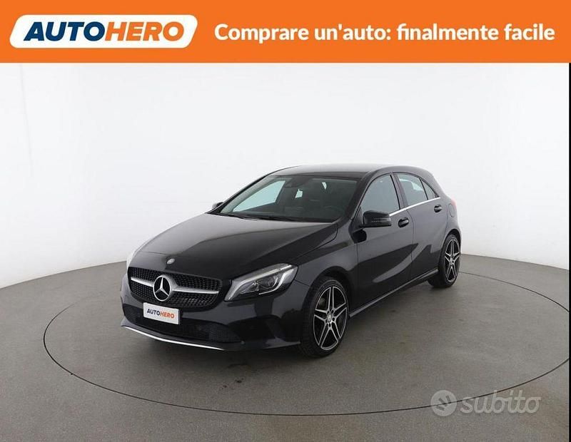 Usata Mercedes A200 135 CV (99 kW) 2016 Nero Berlina