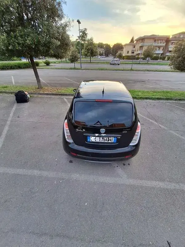 Usata Lancia Ypsilon 75 CV (55 kW) 2009 Utilitaria