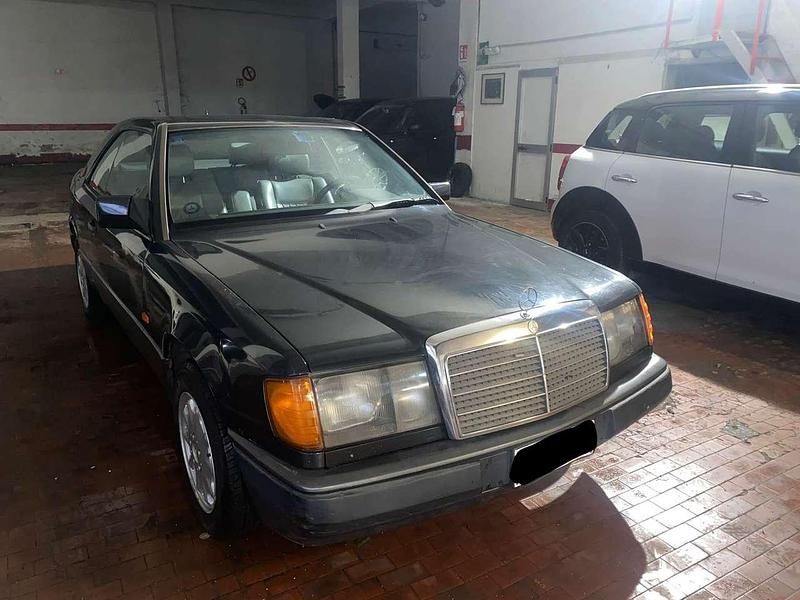 Usata Mercedes 200 136 CV (100 kW) 1987 Nero Coupé