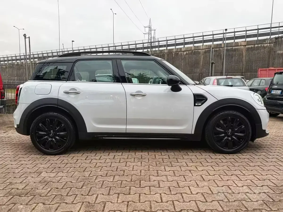Usata Mini Cooper D Countryman 150 CV (110 kW) 2019 Bianco SUV