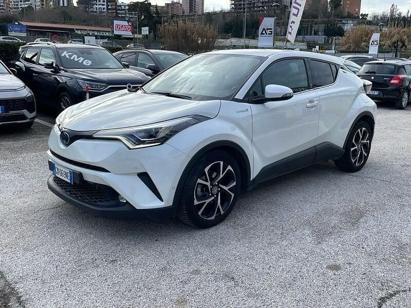 Usata Toyota C-HR Style 122 CV (89 kW) 2019 Bianco SUV