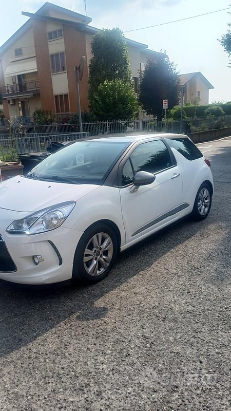 Usata DS Automobiles DS3 82 CV (60 kW) 2015 Bianco Berlina