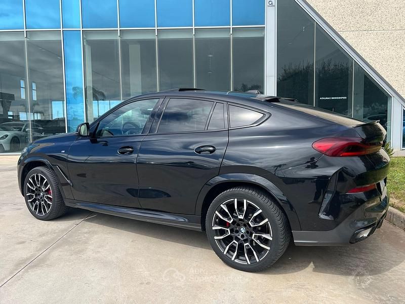 Usata BMW X6 M Sport 286 CV (210 kW) 2023 Nero SUV