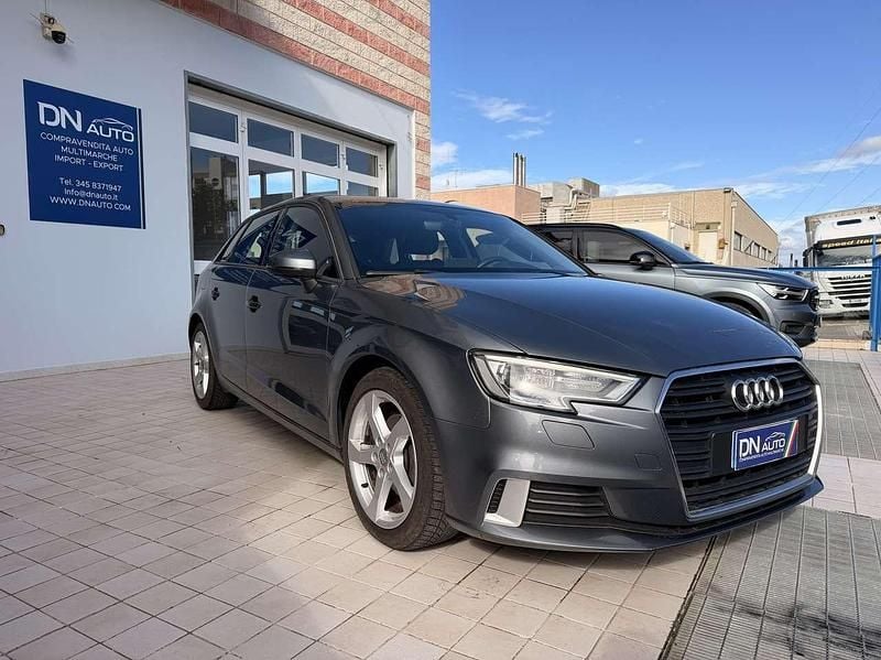 Usata Audi A3 Sport 150 CV (110 kW) 2019 Grigio Berlina