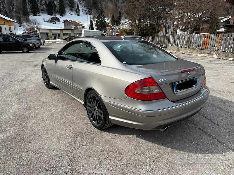 Usata Mercedes CLK220 Avantgarde 150 CV (110 kW) 2008 Coupé