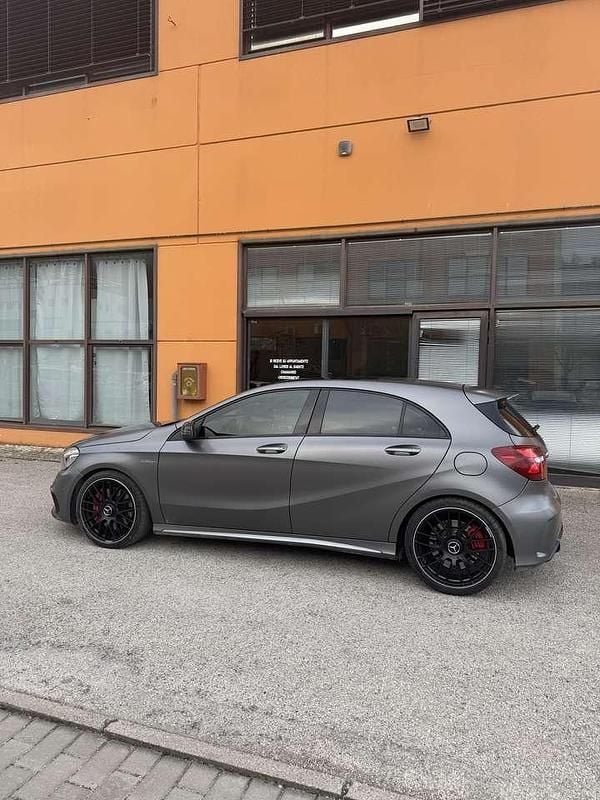 Usata Mercedes A45 AMG AMG 381 CV (280 kW) 2017 Grigio Berlina
