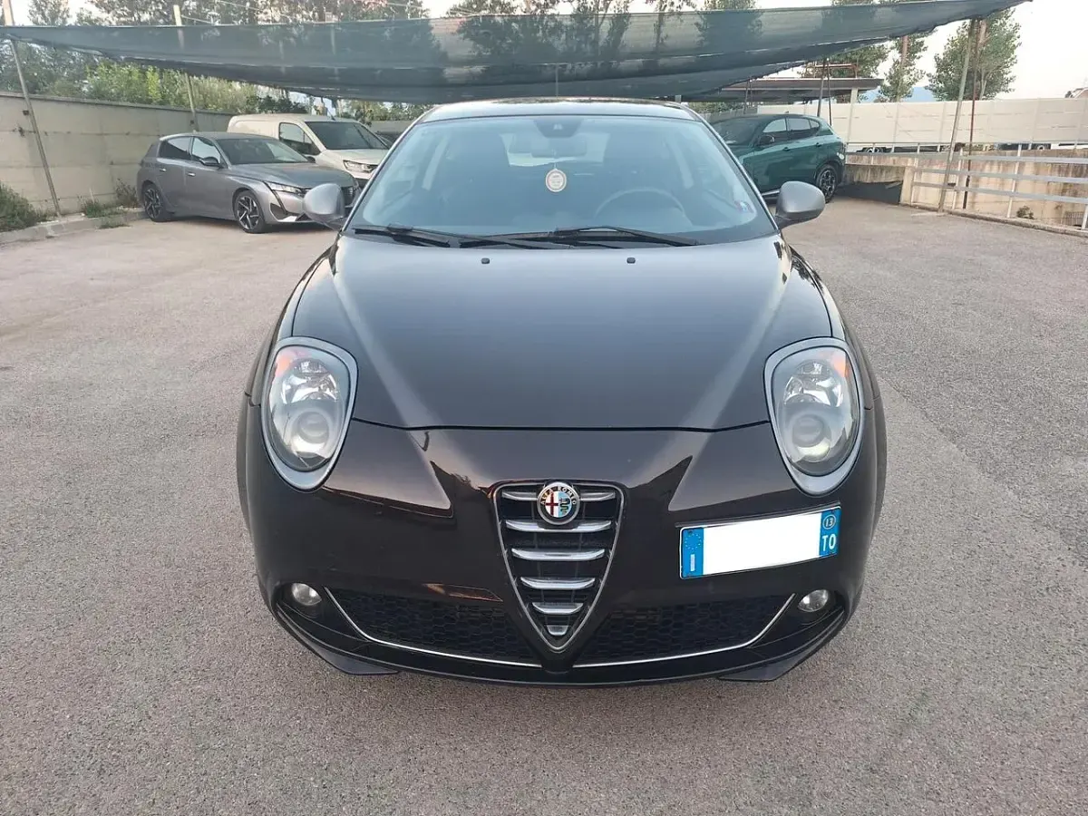Usata Alfa Romeo MiTo Distinctive 85 CV (62 kW) 2014 Nero Utilitaria