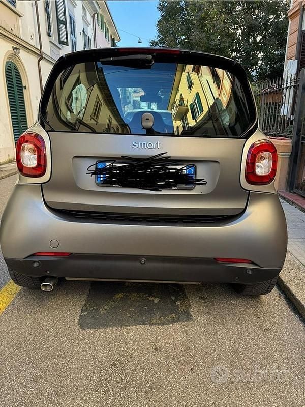 Grigio Usata 2018 Smart ForTwo Coupé Coupé | 13.000 € (Buon prezzo) - Immagine 1/4