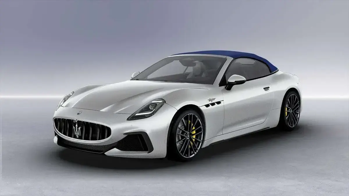Usata Maserati GranCabrio 549 CV (403 kW) 2025 Bianco Cabrio