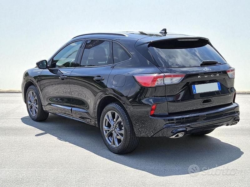 Usata Ford Kuga ST-Line 190 CV (139 kW) 2022 Nero metallizzato SUV