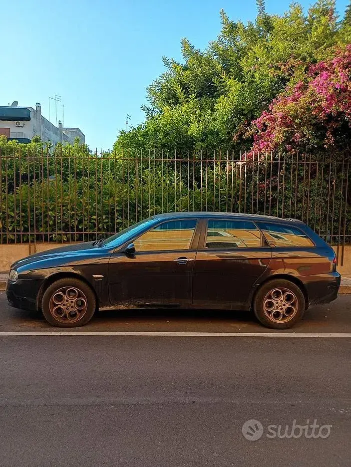 Usata Alfa Romeo 156 116 CV (85 kW) 2004 Nero Station wagon
