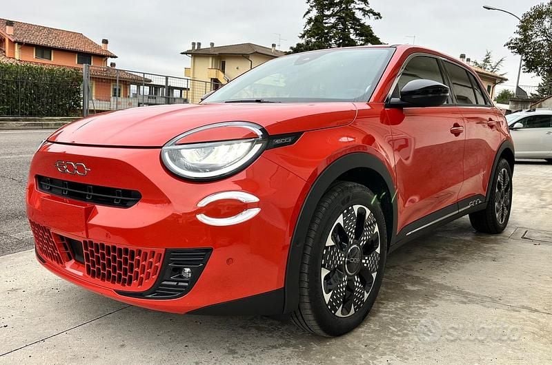 Occasion Fiat 600E La Prima 114 kW (156 ch) 2024 Orange SUV