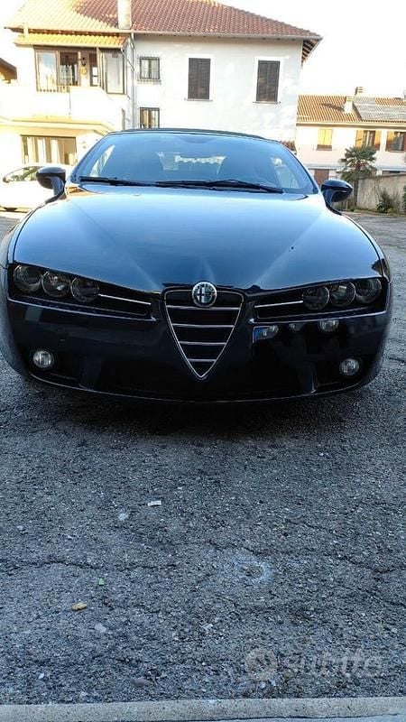 Usata Alfa Romeo Spider Exclusive 200 CV (147 kW) 2007 Nero Cabrio