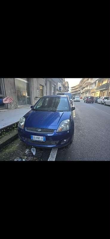 Usata Ford Fiesta 68 CV (50 kW) 2007 Utilitaria