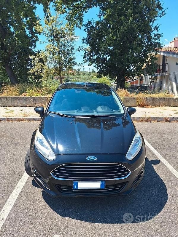 Usata Ford Fiesta Titanium 2015 Nero Utilitaria