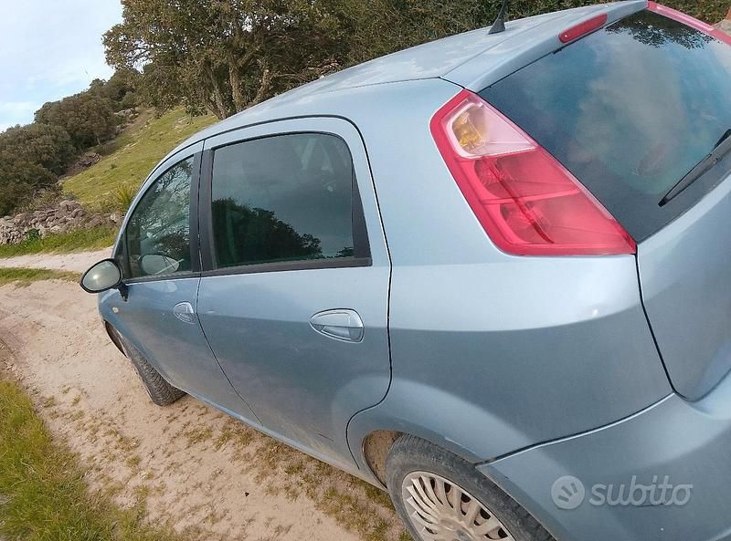 Usata Fiat Grande Punto 90 CV (66 kW) 2007 Utilitaria