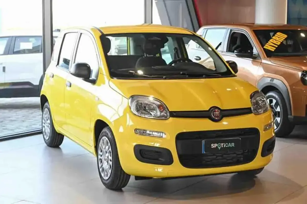 Nouvelle Fiat Panda Pop 69 ch (50 kW) 2025 Jaune Citadine