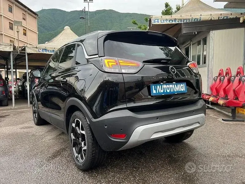 Usata Opel Crossland Elegance 131 CV (96 kW) 2023 Nero SUV